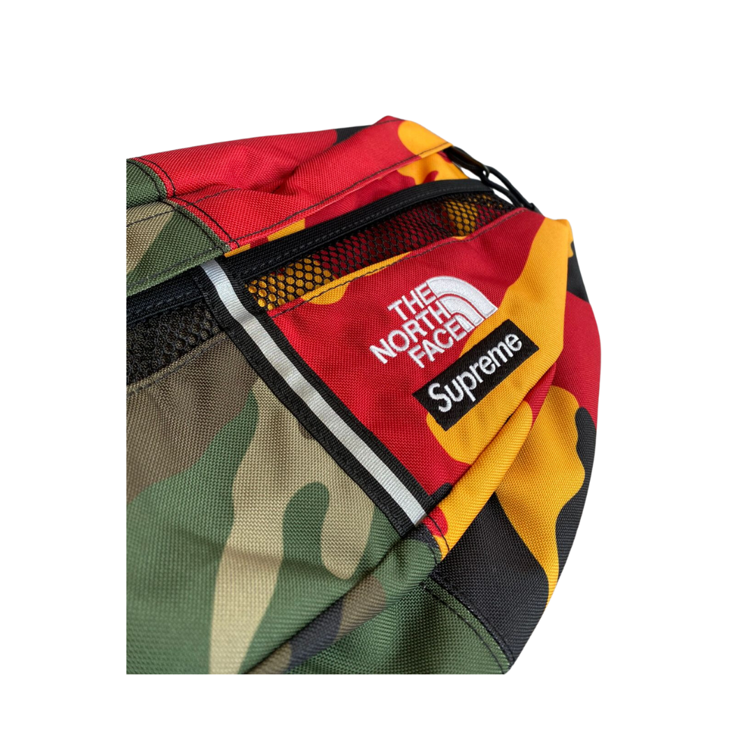 SUPREME X THE NORTH FACE SPLIT WAIST BAG